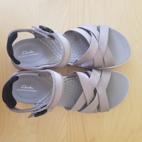 Clarks Cloudsteppers Sandals Women's Size 10M - Picture 14 of 14